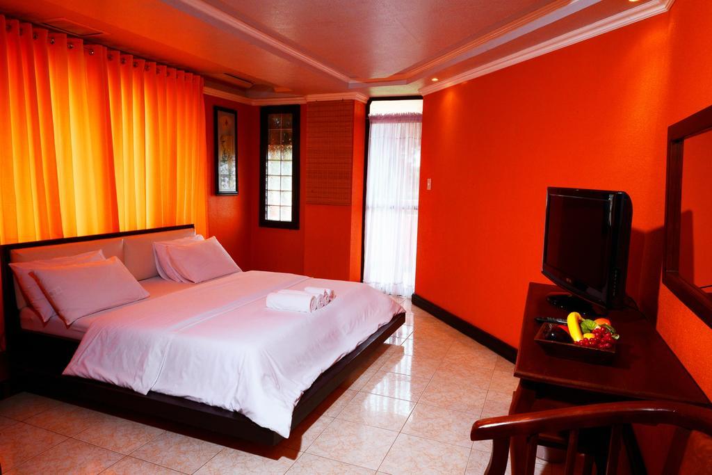 Jaimee'S Hotel, Resort And Restaurant Maasin  Quarto foto